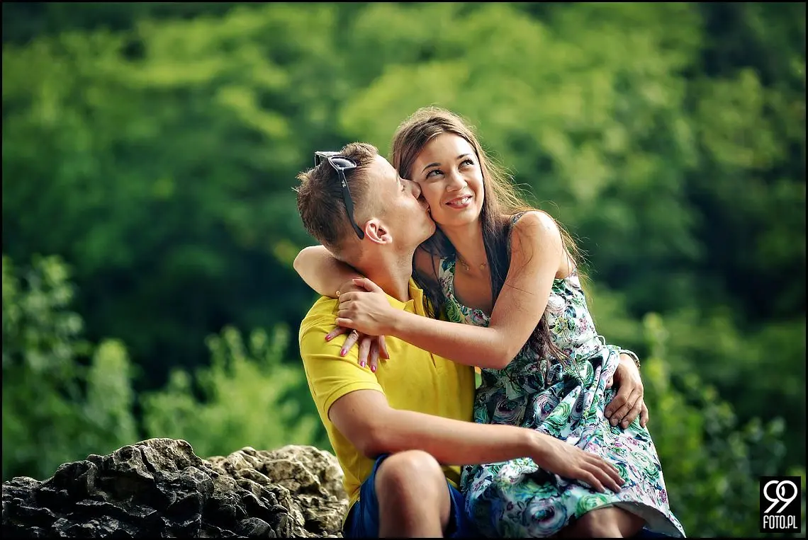 sesja narzeczeńska pieskowa skała,plener ślubny w ojcowie