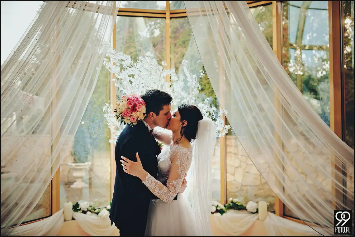 Hotel Margerita Kraków, magiczny wystrój sali weselnej, ślub w Krakowie