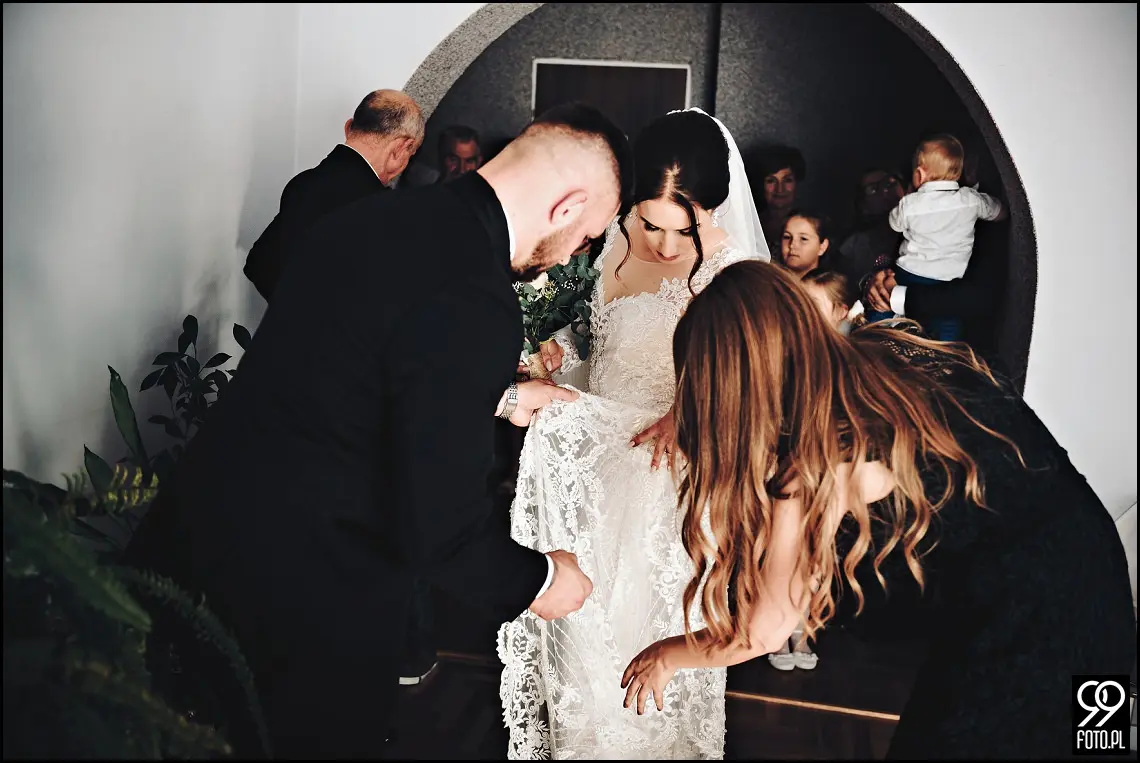 Zielone Wzgórze Koniusza, fotograf ślubny Proszowice, garbus do ślubu