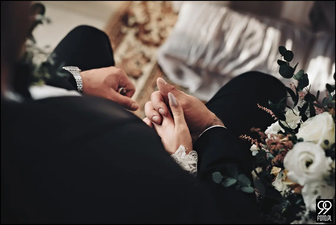 Zielone Wzgórze Koniusza, fotograf ślubny Proszowice, garbus do ślubu