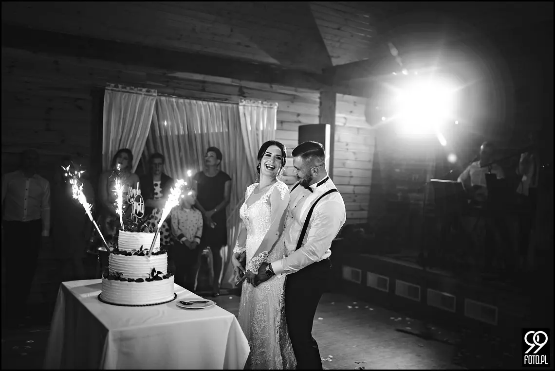 Zielone Wzgórze Koniusza, fotograf ślubny Proszowice, garbus do ślubu