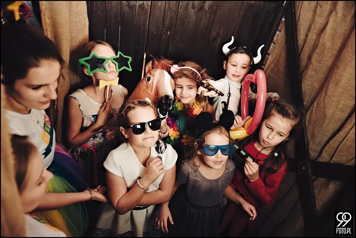 Zielone Wzgórze Koniusza, fotograf ślubny Proszowice, garbus do ślubu