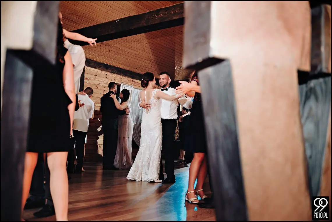 Zielone Wzgórze Koniusza, fotograf ślubny Proszowice, garbus do ślubu