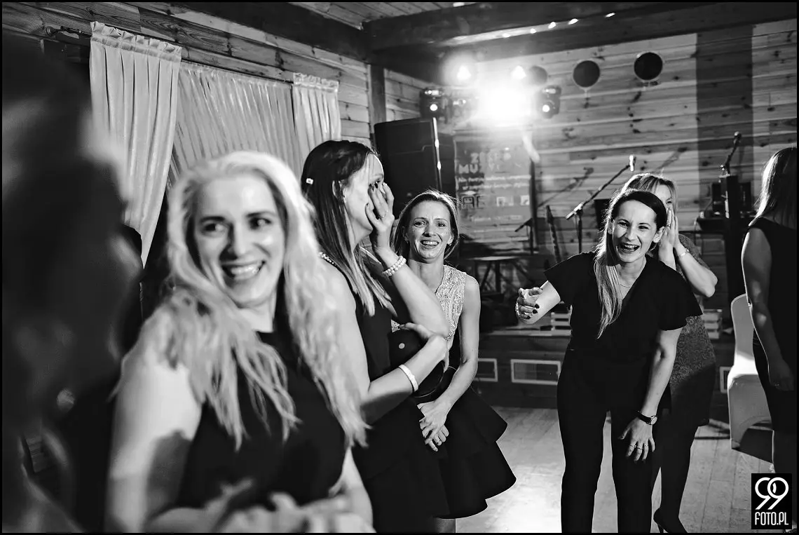 Zielone Wzgórze Koniusza, fotograf ślubny Proszowice, garbus do ślubu