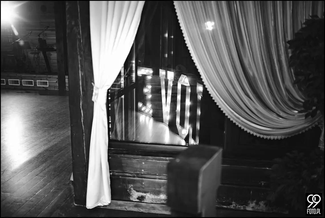 Zielone Wzgórze Koniusza, fotograf ślubny Proszowice, garbus do ślubu