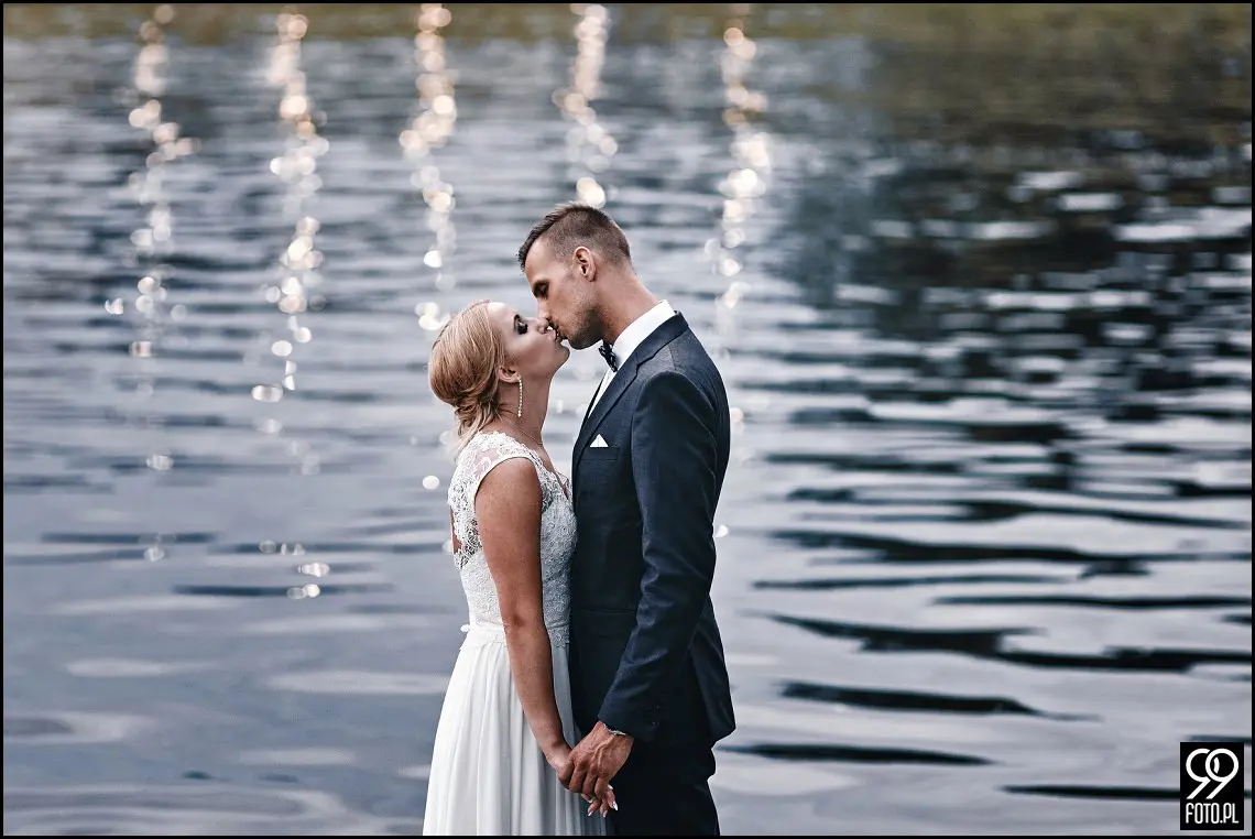 pomysł na sesję zdjęciową, ciekawe miejsca w krakowie, zdjęcia pary młodej w plenerze