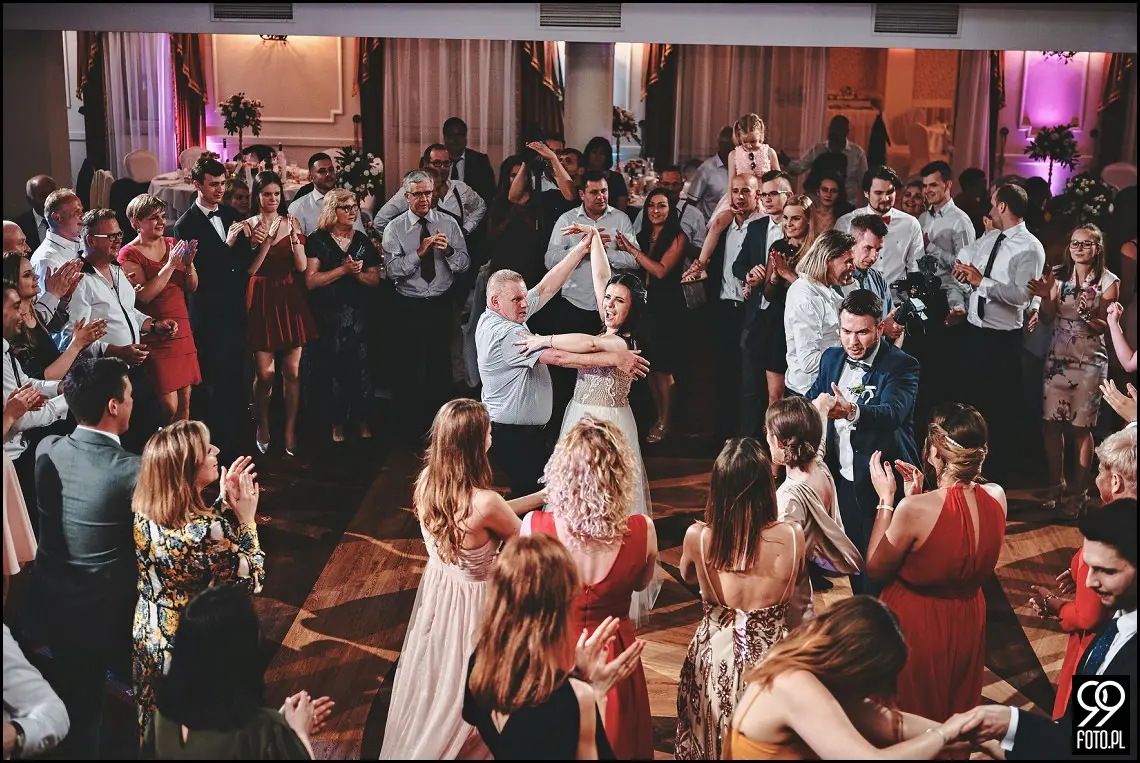 Wesele międzynarodowe, polskie tradycje weselne, fotograf na wesele Proszowice