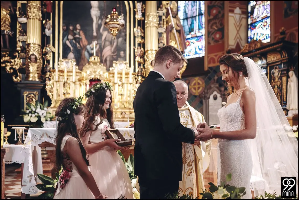 wesele w stylu boho, wesele w stodole, ślub w klimacie rustykalnym