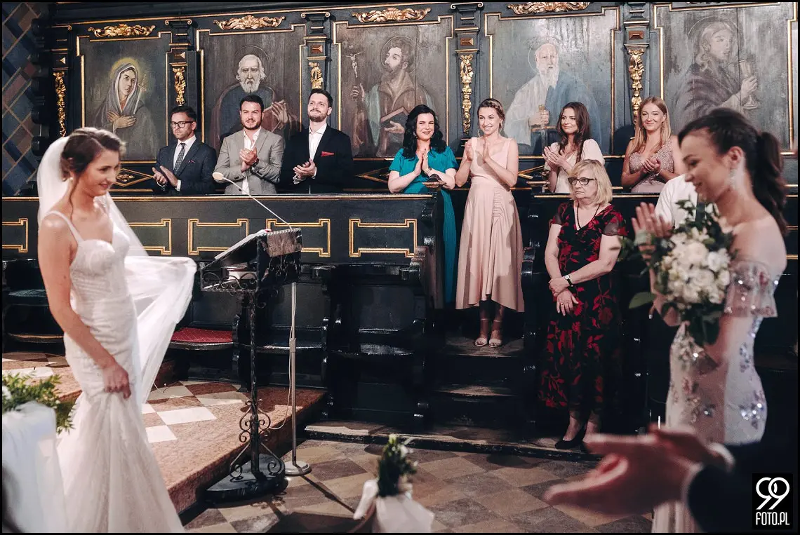 wesele w stylu boho, wesele w stodole, ślub w klimacie rustykalnym