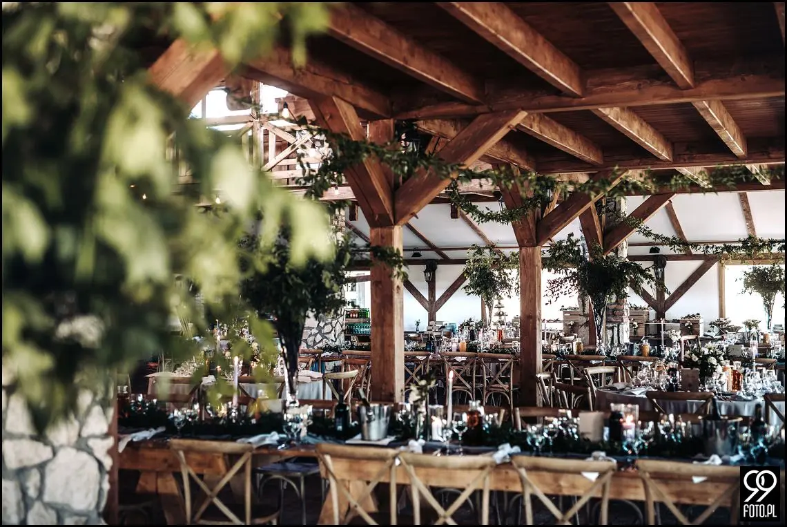 wesele w stylu boho, wesele w stodole, ślub w klimacie rustykalnym