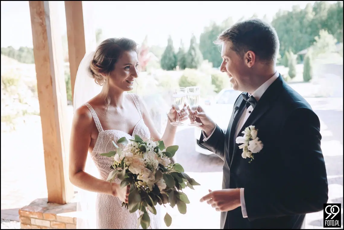 wesele w stylu boho, wesele w stodole, ślub w klimacie rustykalnym