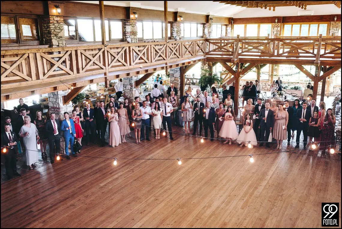 wesele w stylu boho, wesele w stodole, ślub w klimacie rustykalnym