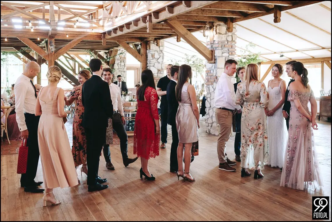 wesele w stylu boho, wesele w stodole, ślub w klimacie rustykalnym