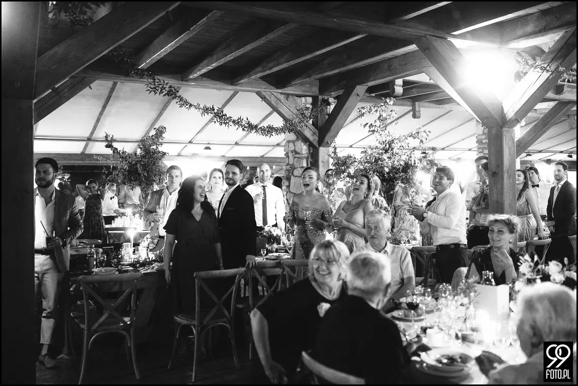 wesele w stylu boho, wesele w stodole, ślub w klimacie rustykalnym