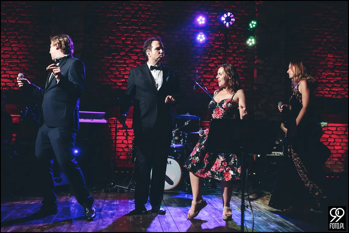 wesele w stylu boho, wesele w stodole, ślub w klimacie rustykalnym