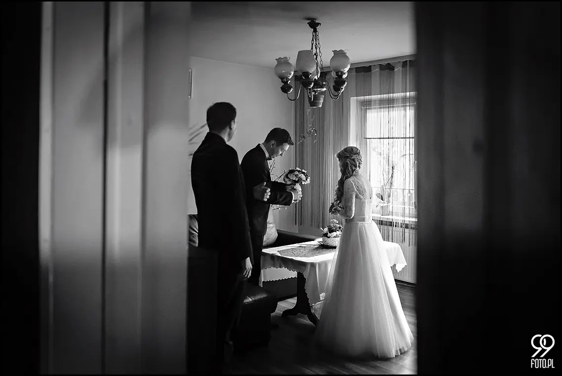 fotograf na wesele kraków, zdjęcia ślubne w domu weselnym u niedźwiedzia, fotograf na wesele kraków