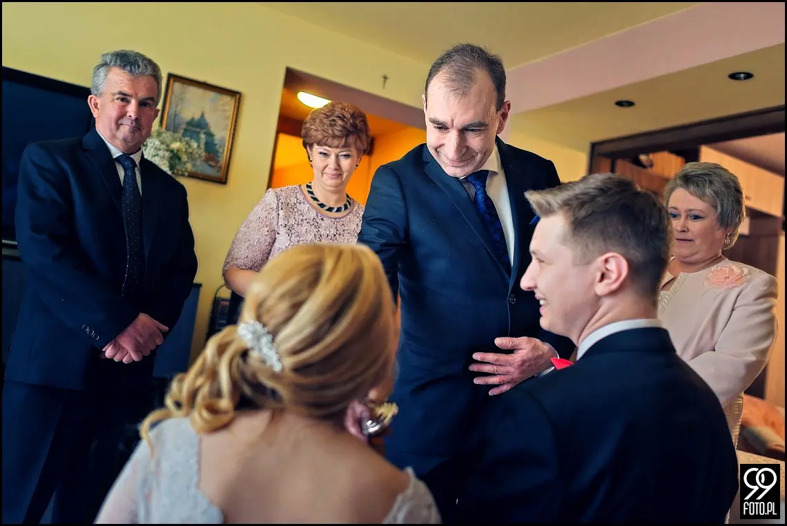 fotograf na wesele kraków, zdjęcia ślubne w domu weselnym u niedźwiedzia, fotograf na wesele kraków