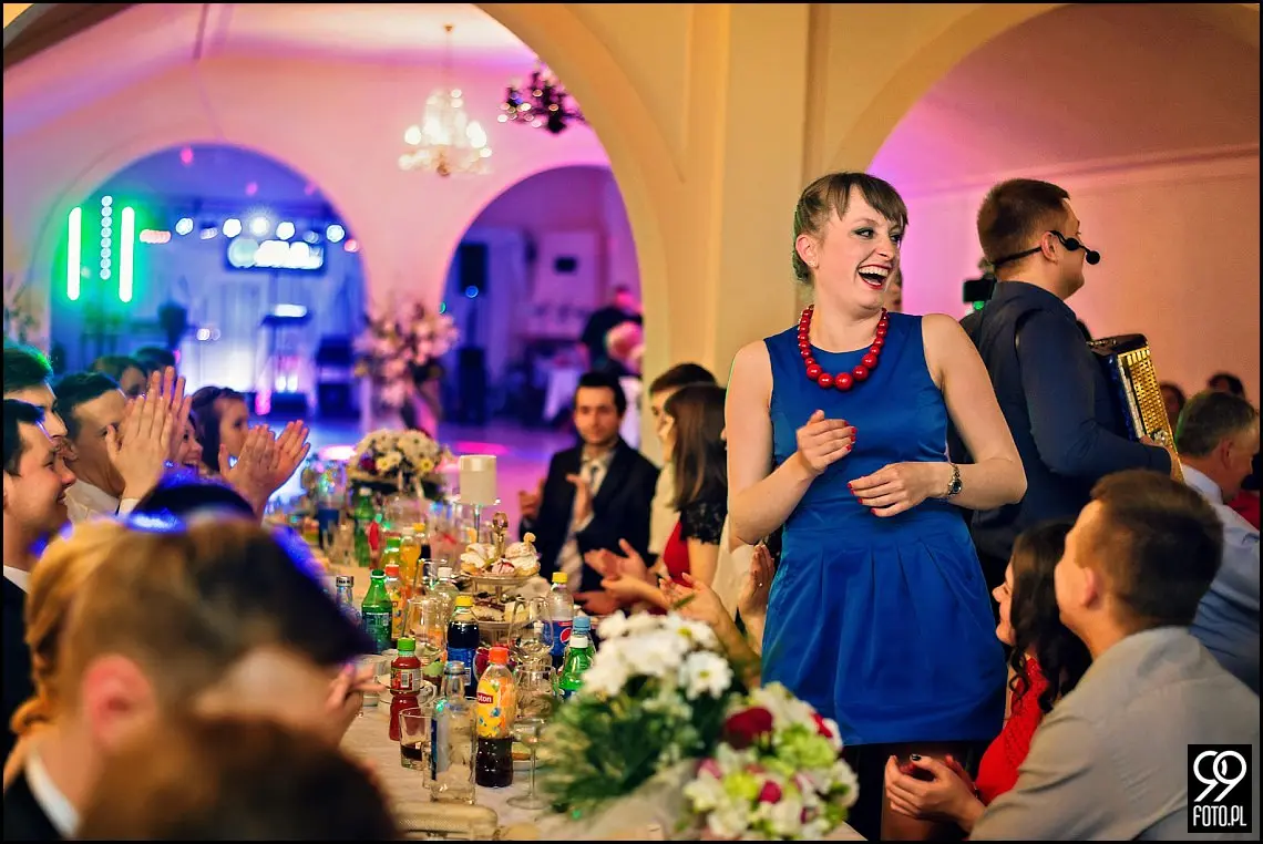 fotograf na wesele kraków, zdjęcia ślubne w domu weselnym u niedźwiedzia, fotograf na wesele kraków