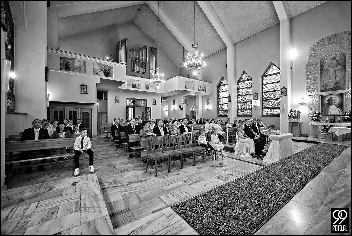 fotograf na wesele kraków,reportaż ślubny kraków,zdjęcia ślubne dom weselny karolinka