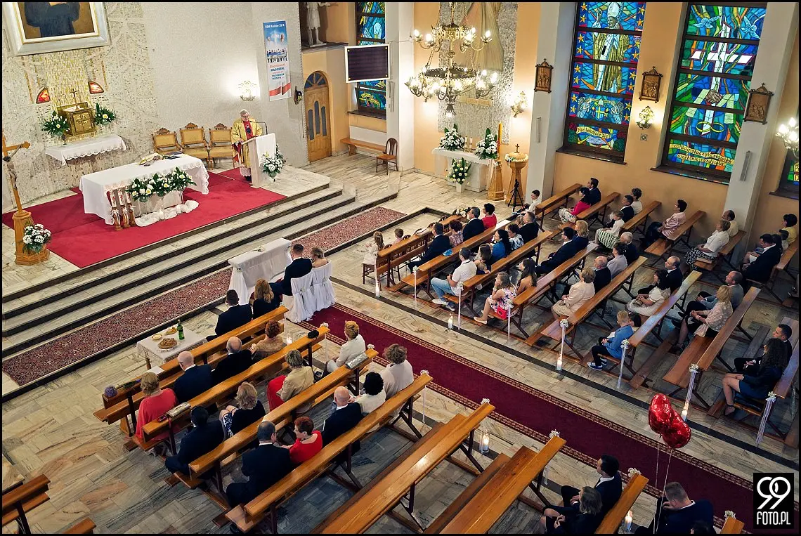 fotograf na wesele kraków,reportaż ślubny kraków,zdjęcia ślubne dom weselny karolinka