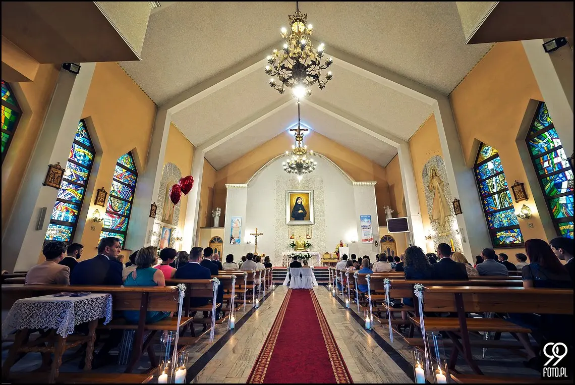 fotograf na wesele kraków,reportaż ślubny kraków,zdjęcia ślubne dom weselny karolinka
