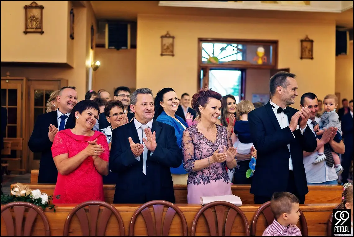 fotograf na wesele kraków,reportaż ślubny kraków,zdjęcia ślubne dom weselny karolinka