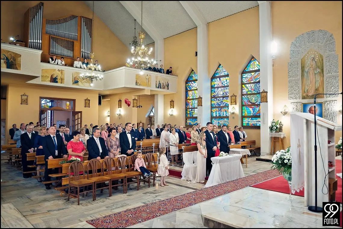 fotograf na wesele kraków,reportaż ślubny kraków,zdjęcia ślubne dom weselny karolinka