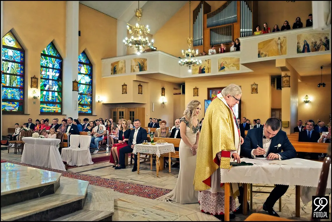 fotograf na wesele kraków,reportaż ślubny kraków,zdjęcia ślubne dom weselny karolinka