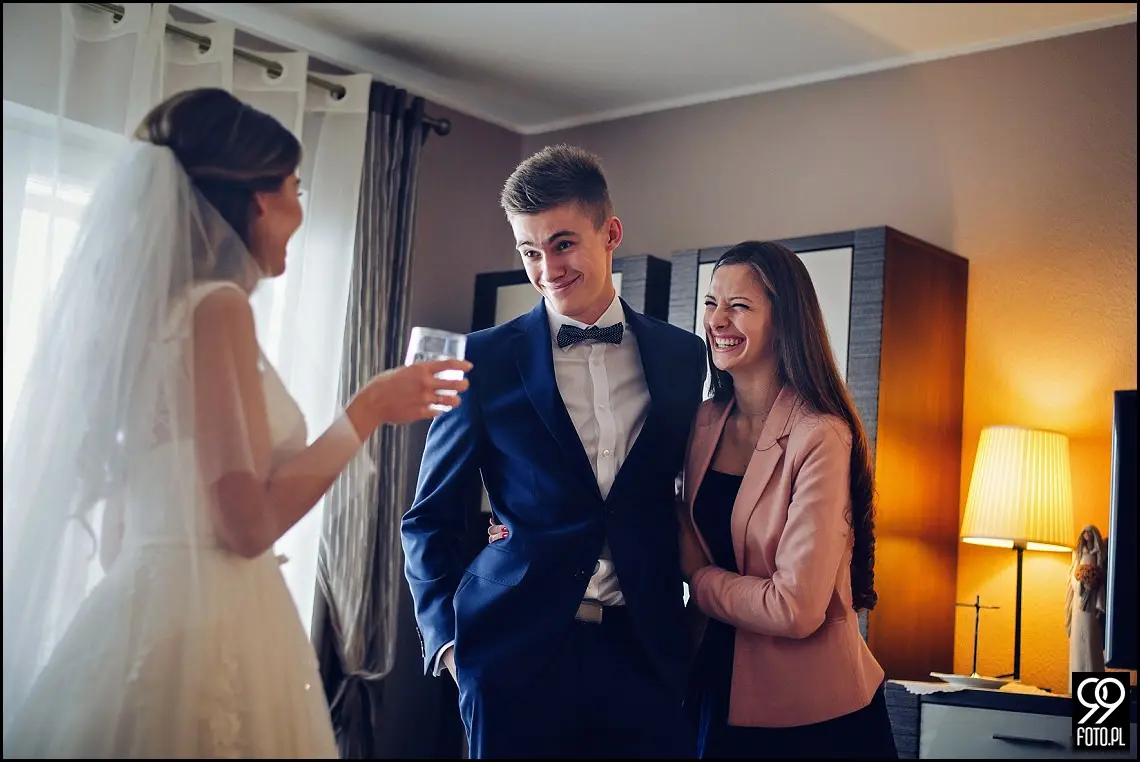 reportaż ślubny kościół Świętej anny kraków,zdjęcia ślubne hotel europejski
