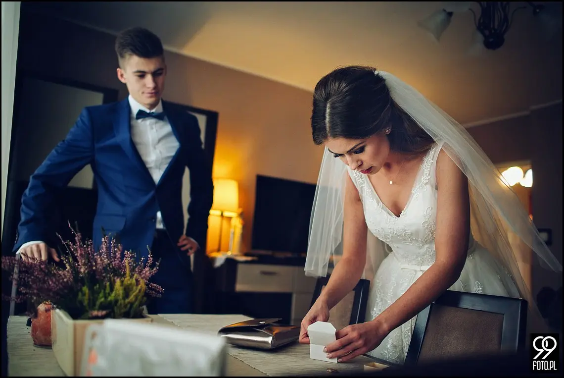 reportaż ślubny kościół Świętej anny kraków,zdjęcia ślubne hotel europejski