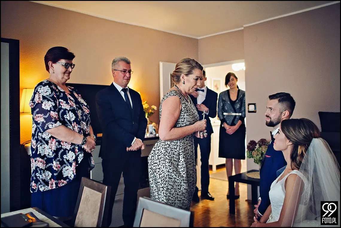 reportaż ślubny kościół Świętej anny kraków,zdjęcia ślubne hotel europejski