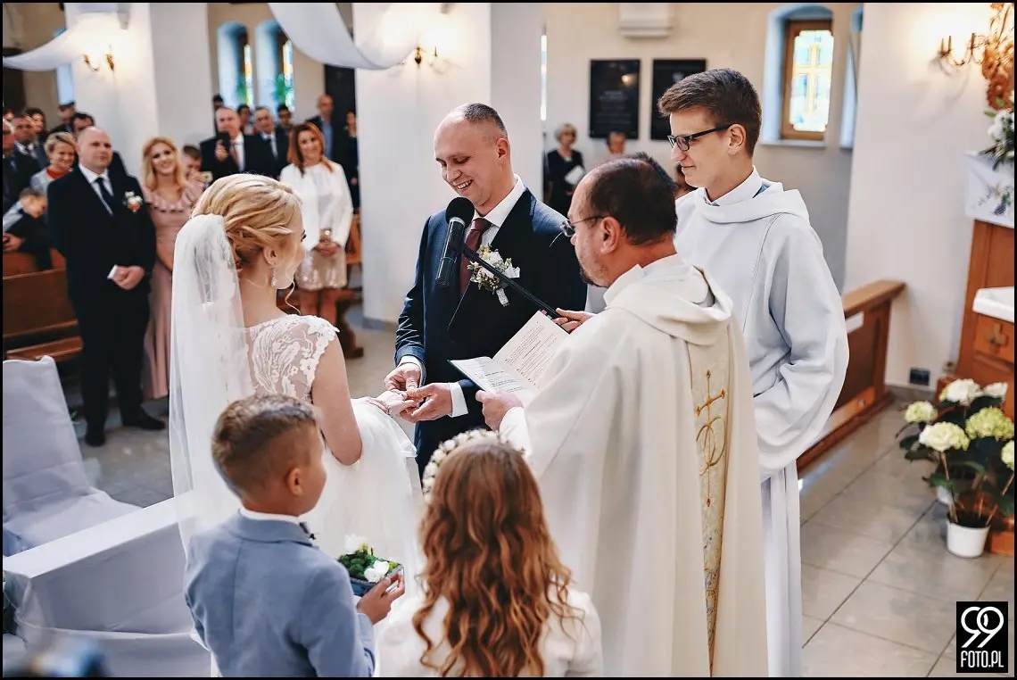 dobry fotograf na wesele, wesele w Tokarni, strażackie tradycje weselne