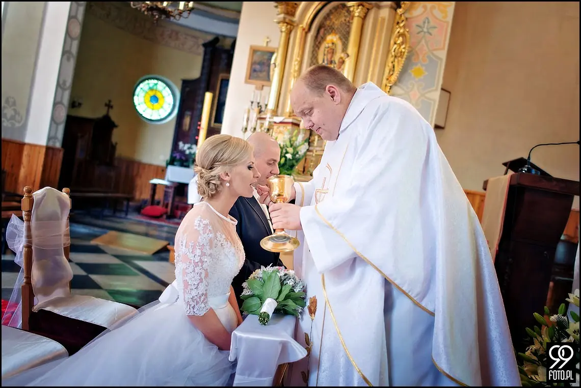 zdjęcia ślubne restauracja magnolia budzów,fotograf na wesele stronie,fotograf na ślub zakrzów