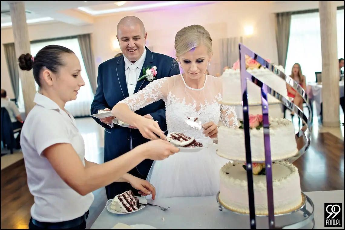 zdjęcia ślubne restauracja magnolia budzów,fotograf na wesele stronie,fotograf na ślub zakrzów