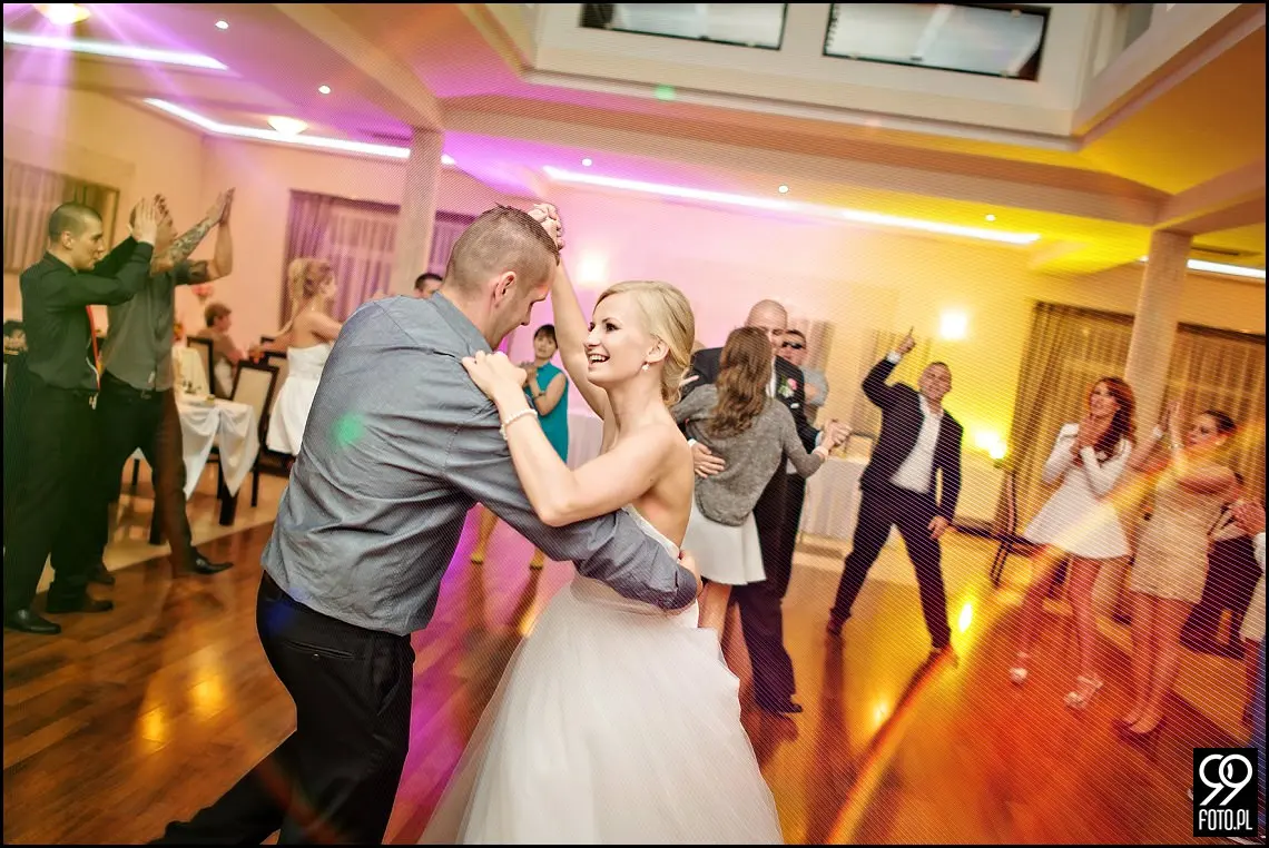 zdjęcia ślubne restauracja magnolia budzów,fotograf na wesele stronie,fotograf na ślub zakrzów