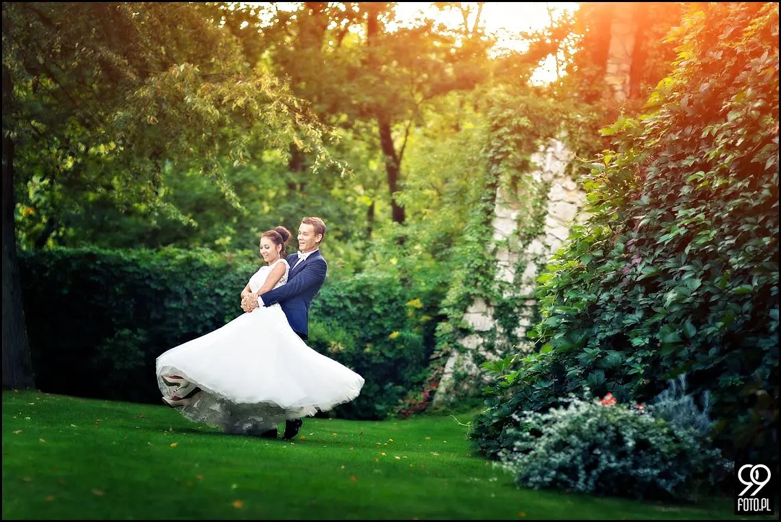 plener ślubny kraków,zdjęcia ślubne kładka bernatka