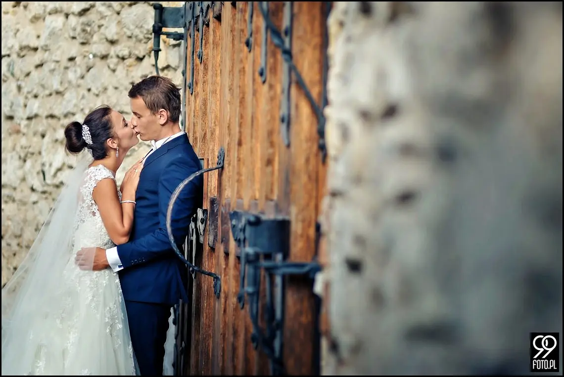 plener ślubny kraków,zdjęcia ślubne kładka bernatka