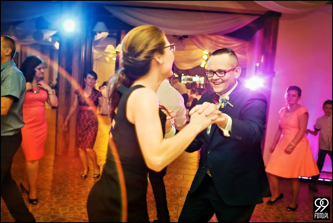 fotograf na wesele kraków,zdjęcia ślubne w restauracji zajazd polesie