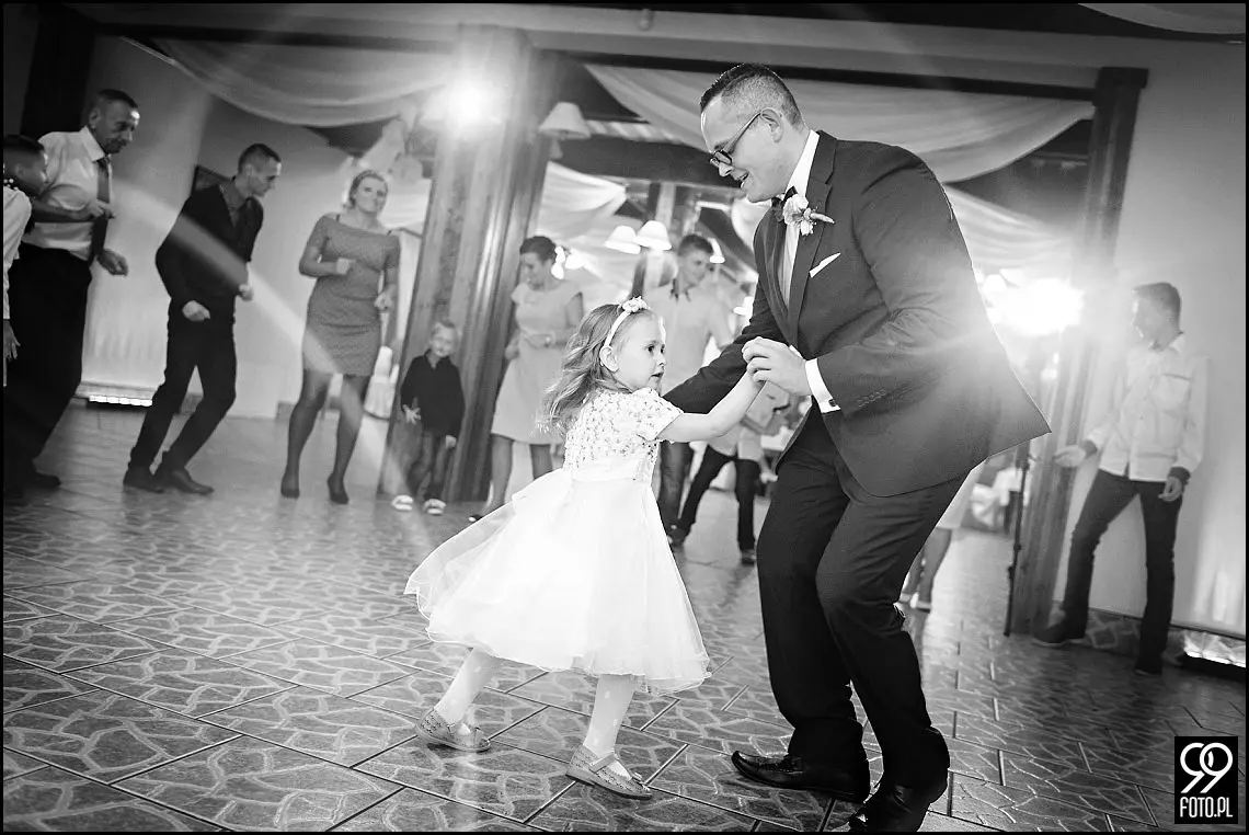 fotograf na wesele kraków,zdjęcia ślubne w restauracji zajazd polesie