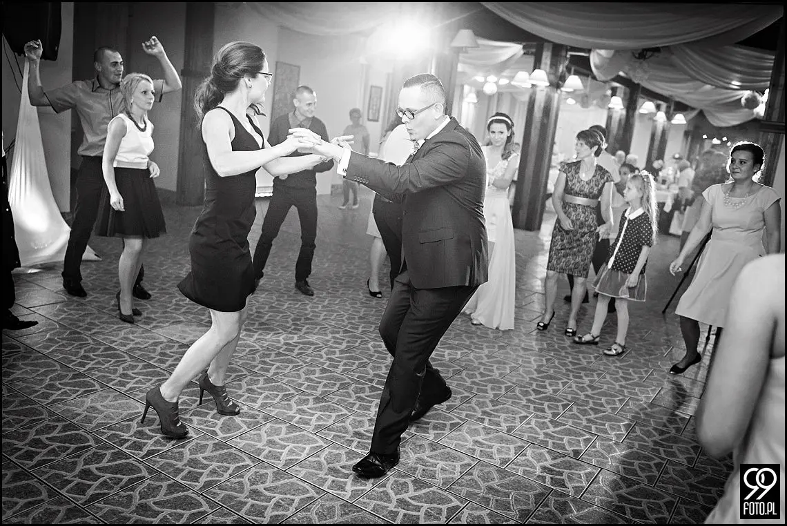 fotograf na wesele kraków,zdjęcia ślubne w restauracji zajazd polesie