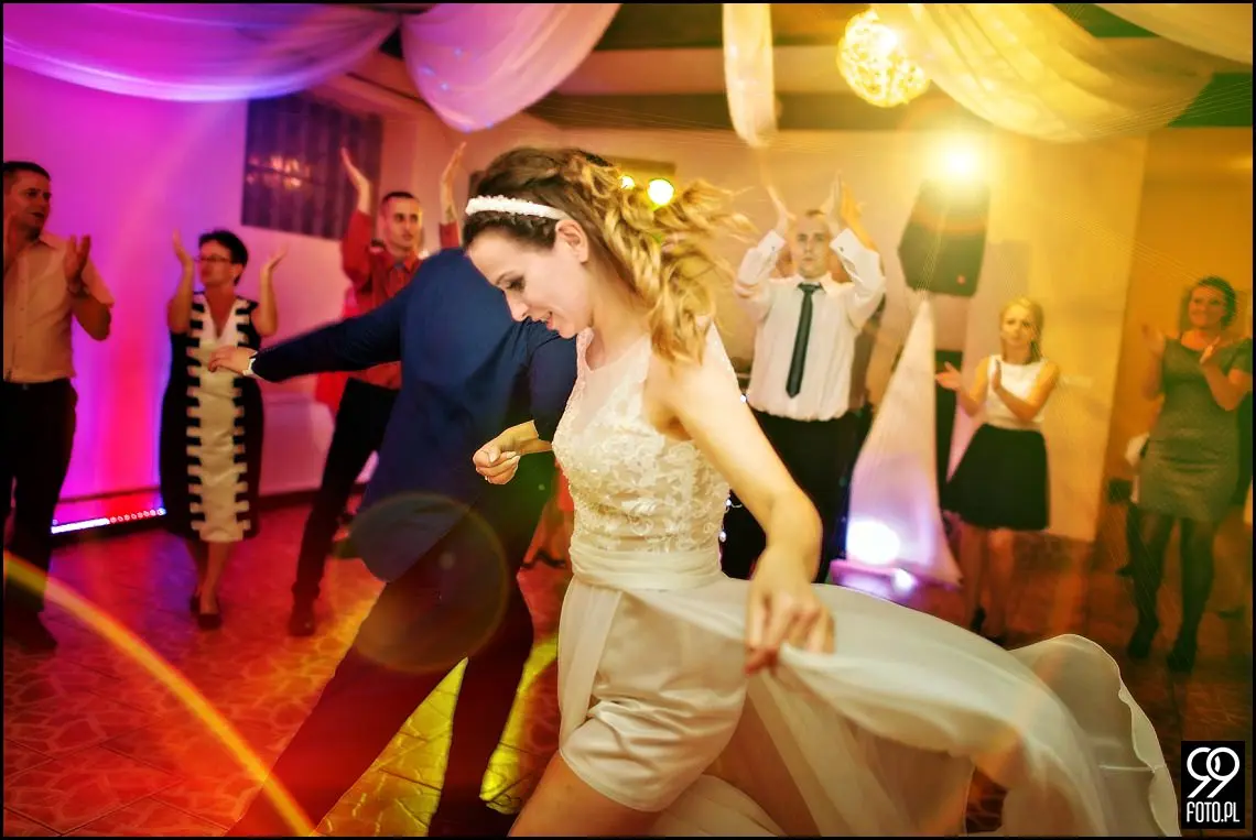 fotograf na wesele kraków,zdjęcia ślubne w restauracji zajazd polesie