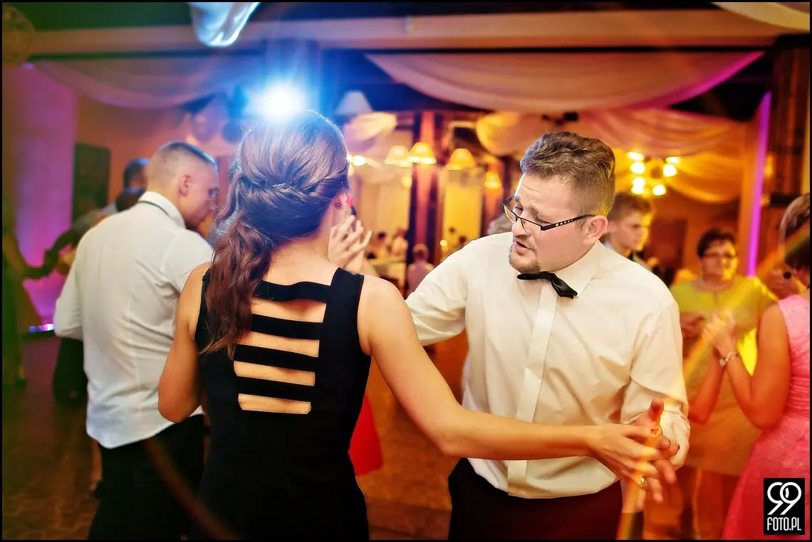 fotograf na wesele kraków,zdjęcia ślubne w restauracji zajazd polesie