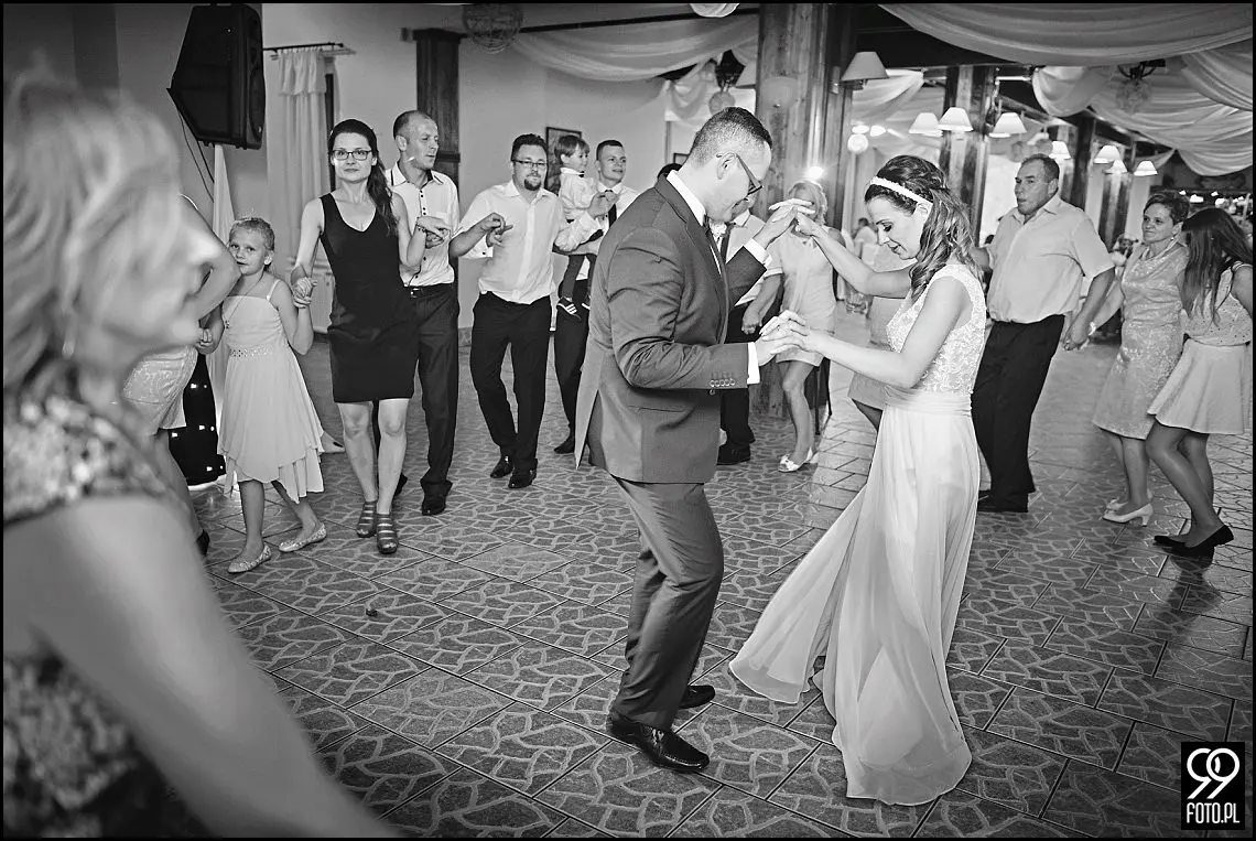 fotograf na wesele kraków,zdjęcia ślubne w restauracji zajazd polesie