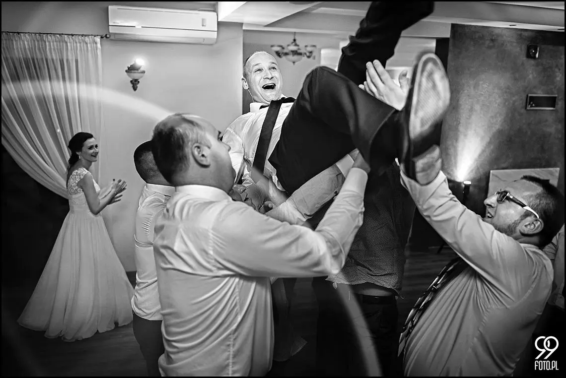 fotograf na wesele tarnów, fotograf na wesele willa podlesie, reportaż ślubny kraków