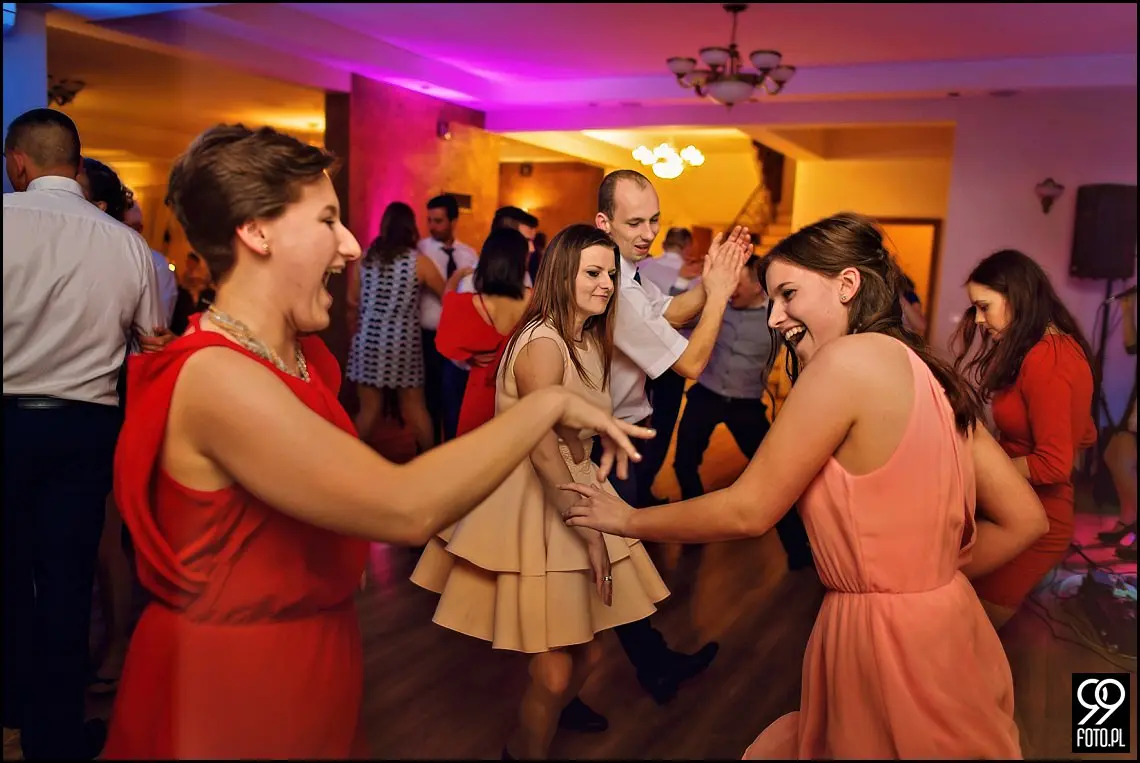 fotograf na wesele tarnów, fotograf na wesele willa podlesie, reportaż ślubny kraków