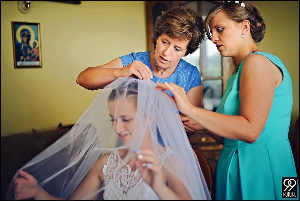 fotograf na wesele kraków,reportaż ślubny bolechowiece,dom weselny u niedźwiedzia