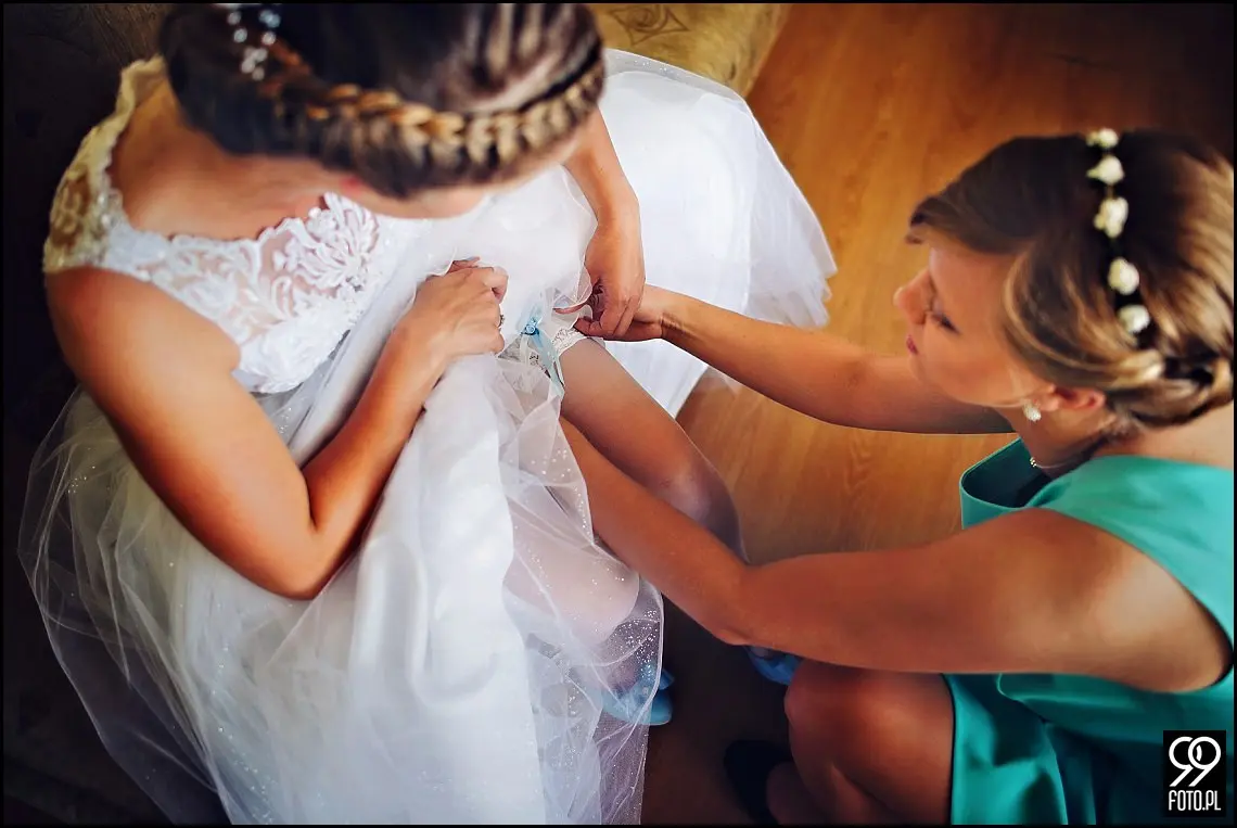 fotograf na wesele kraków,reportaż ślubny bolechowiece,dom weselny u niedźwiedzia