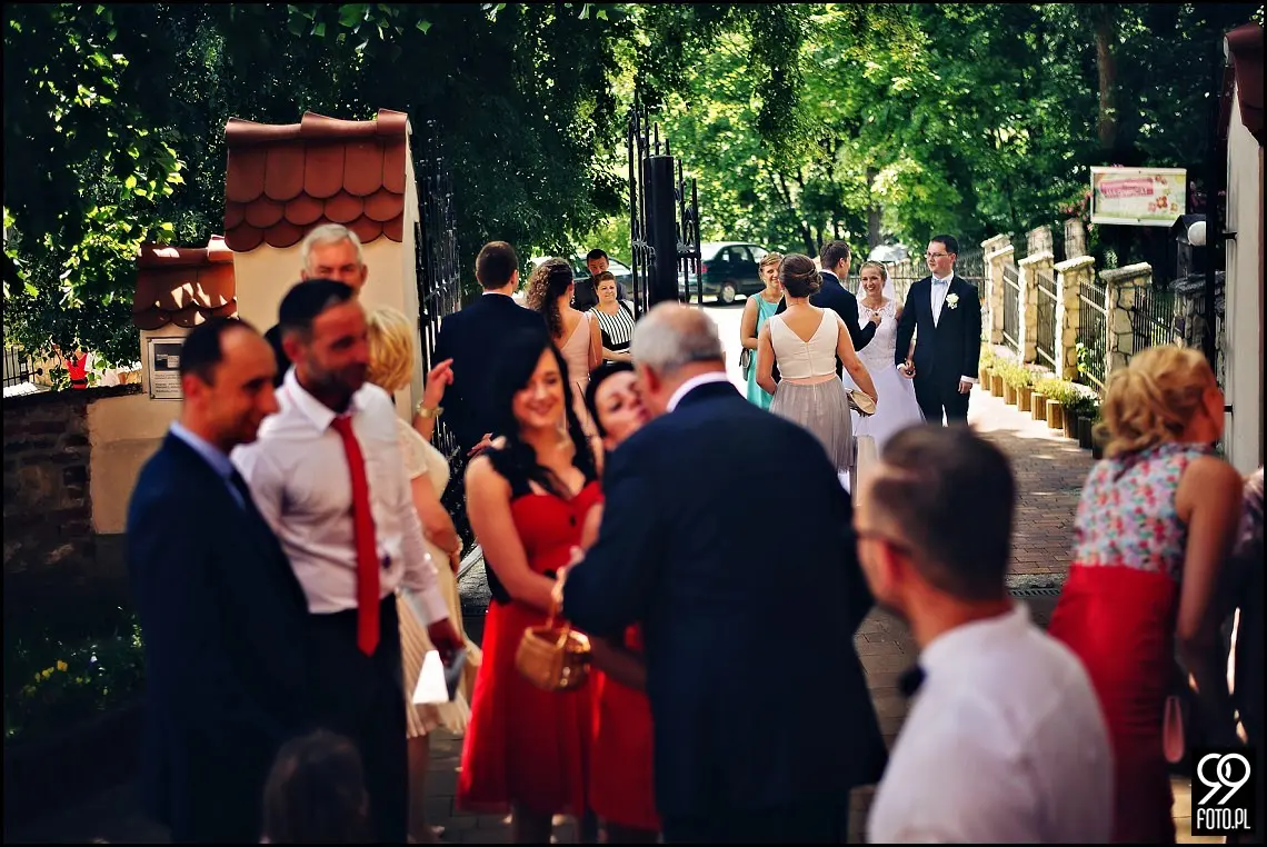 fotograf na wesele kraków,reportaż ślubny bolechowiece,dom weselny u niedźwiedzia