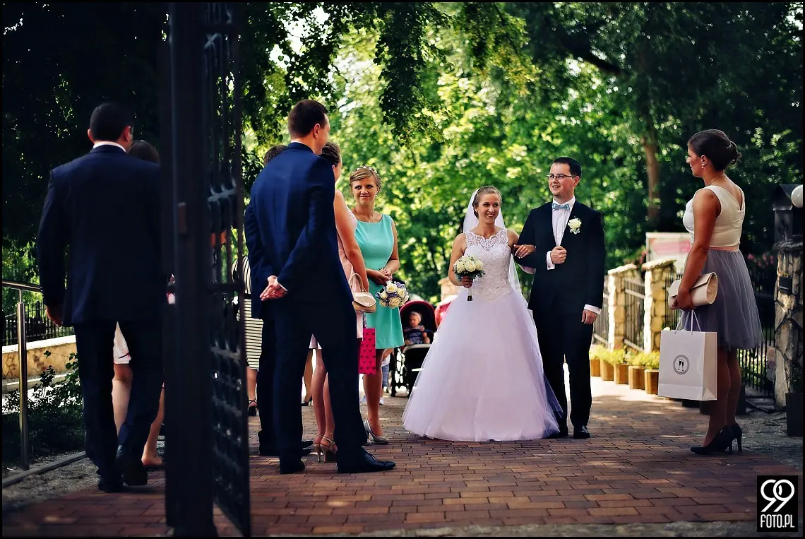 fotograf na wesele kraków,reportaż ślubny bolechowiece,dom weselny u niedźwiedzia