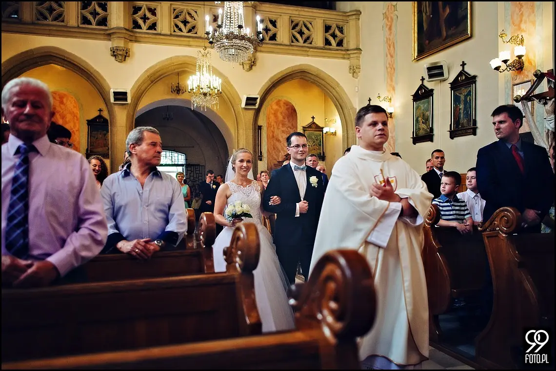 fotograf na wesele kraków,reportaż ślubny bolechowiece,dom weselny u niedźwiedzia